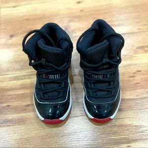 Nike Jordan Bred 11s